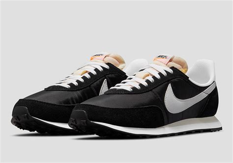 Nike Waffle Trainer 2 Black White Men's 